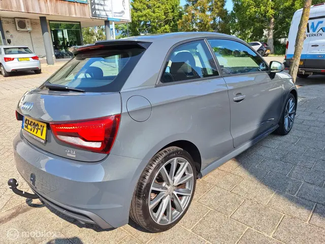 Audi A1 1.0 TFSI ADVANCE navi/s-line pakket 2018 Benzine 5