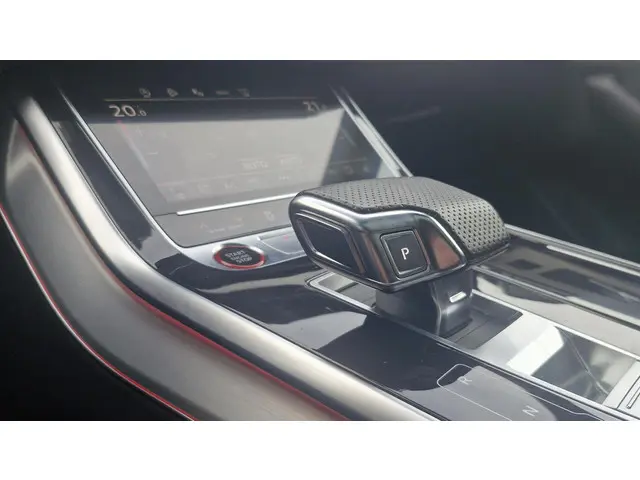 Audi SQ8 4.0 TFSI SQ8 quattro 2022 Benzine 13