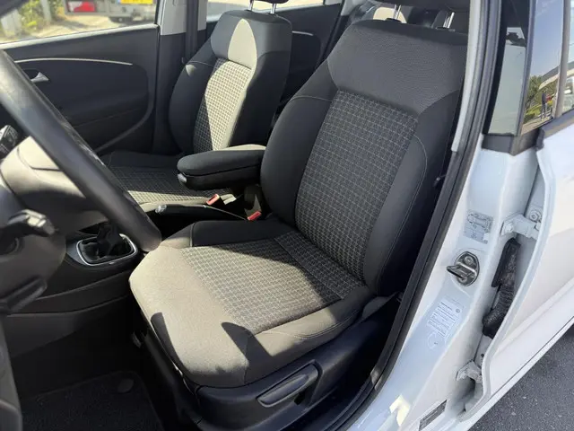 Volkswagen Polo 1.4 TDI Comfortline 2015 Diesel 18