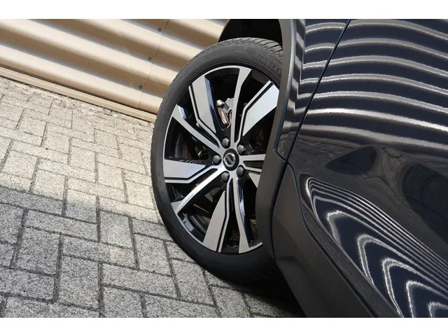 Volvo XC40 Recharge Twin Pro 2022 Elektrisch 49