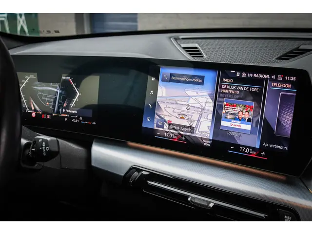 BMW X1 sDrive18i 2022 Benzine 9