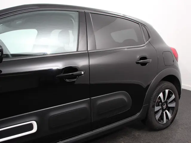 Citroën C3 1.2 PureTech Max 2024 Benzine 27