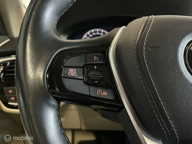 BMW 5 Serie 540i High Executive Edition 2019 Benzine 16