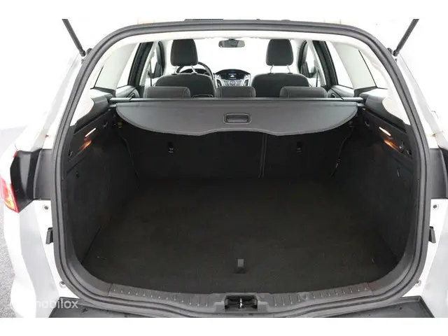 Ford Focus Wagon 1.0 EcoBoost Edition 2013 Benzine 19