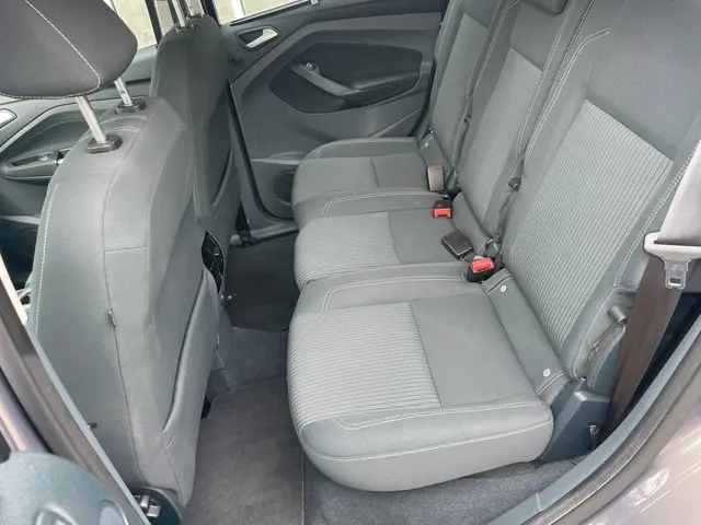 Ford C-MAX 1.0 Edition Plus / camera / trekhaak 2014 Benzine 17