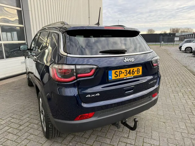 Jeep Compass 1.4 MultiAir Limited 4x4 2018 Benzine 6