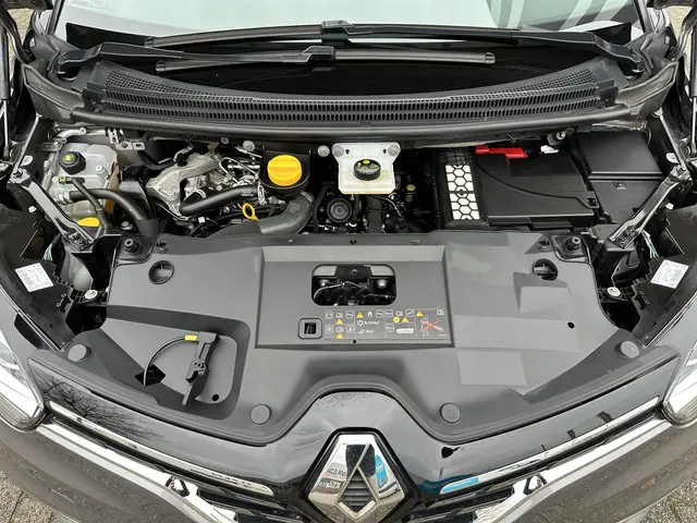 Renault Scénic TCe 130 Intens 2021 Benzine 33