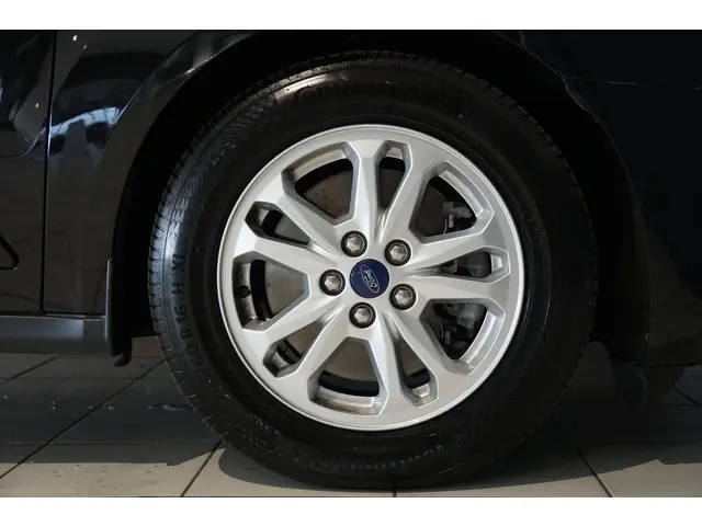 Ford Transit Connect 1.5 EcoBlue L2 Limited 2023 Diesel 18