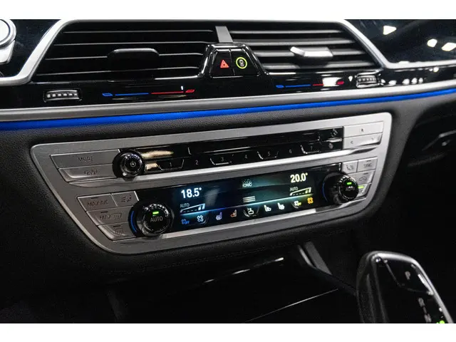 BMW 7 Serie 745e High Executive 2019 Hybride Benzine 29