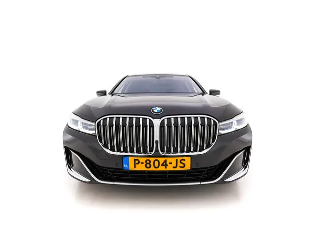 BMW 7 Serie 2