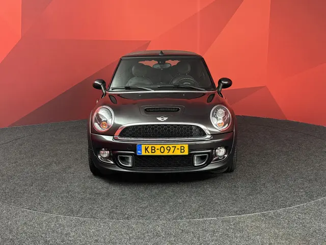 MINI Cooper S Cabrio Mini 1.6 Chili 2013 Benzine 9