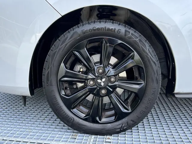 Mitsubishi Space Star 1.2 Nova 2020 Benzine 21