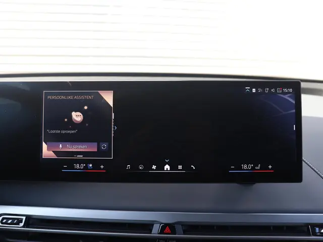 BMW iX xDrive45 2025 Elektrisch 28