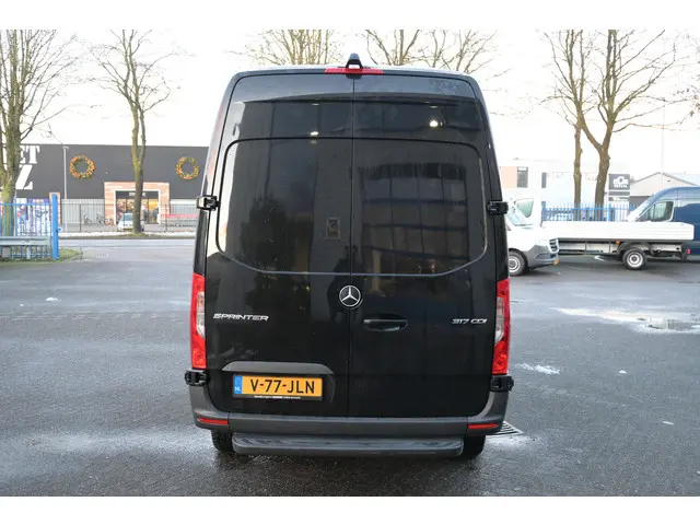 Mercedes-Benz Sprinter 317 CDI L2H2 2021 Diesel 6