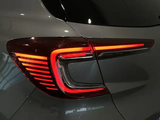 Renault Captur 1.0 TCe 100 Intens 2020 Benzine 26