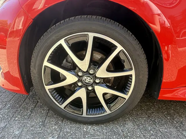 Toyota Yaris 1.5 Hybrid Executive 2021 Hybride Benzine 32