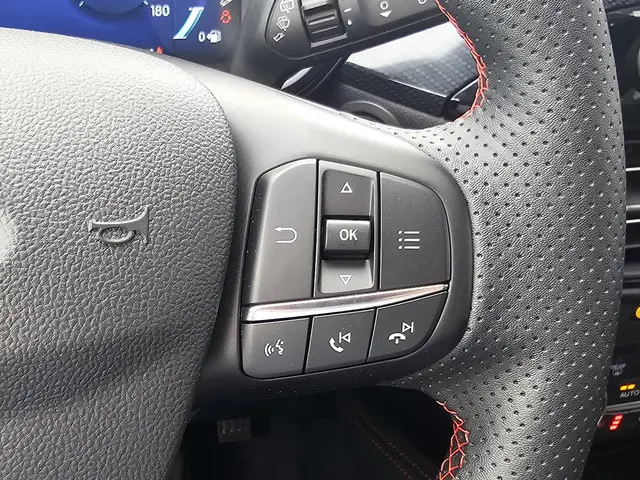Ford Kuga 2.5 PHEV ST-Line X 2024 Hybride Benzine 14