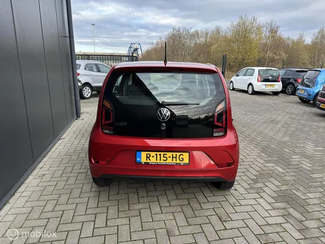 Volkswagen up! 1.0 2022 Benzine 5