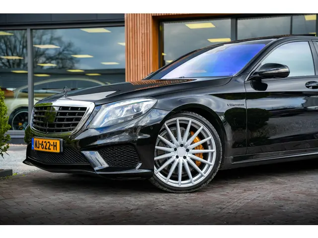 Mercedes-Benz S-Klasse AMG 63 4Matic Lang 2015 Benzine 37