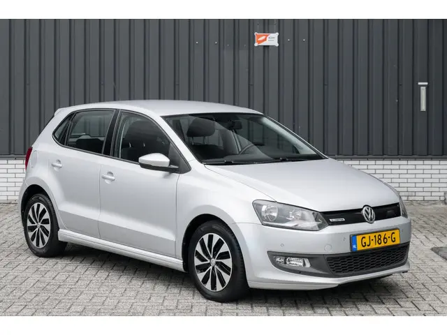 Volkswagen Polo 1.0 BlueMotion*5-Deurs*Airco* 2015 Benzine 2
