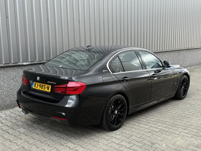 BMW 3 Serie 330e M Sport 2016 Hybride Benzine 4