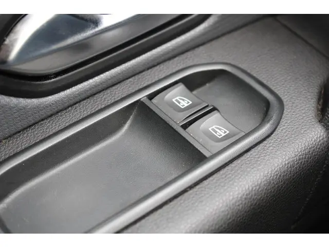 Renault Express 1.5 dCi 75 Comfort 2022 Diesel 9
