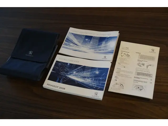 Peugeot 2008 1.2 PureTech Allure 2018 Benzine 34
