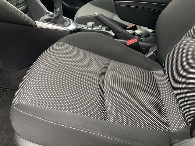 Mazda 2 Skyactiv-G 90 5MT GT-M 2019 Benzine 13