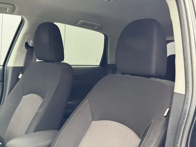 Mitsubishi ASX 1.6 Cleartec Intense 2017 Benzine 33