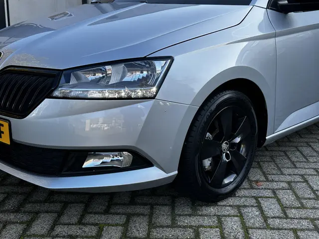 Škoda Fabia 1.0 TSI Sport business 2021 Benzine 30