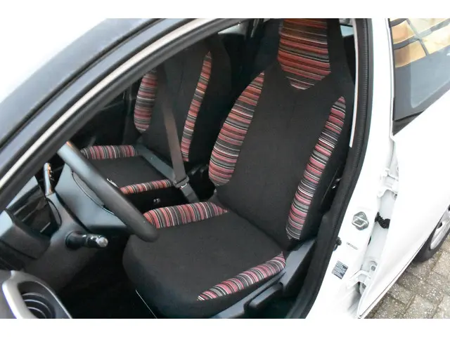 Citroën C1 1.0 e-VTi Selection 2016 Benzine 11