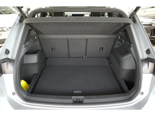 Volkswagen Tiguan 1.5 eTSI R-Line 2024 Benzine 27