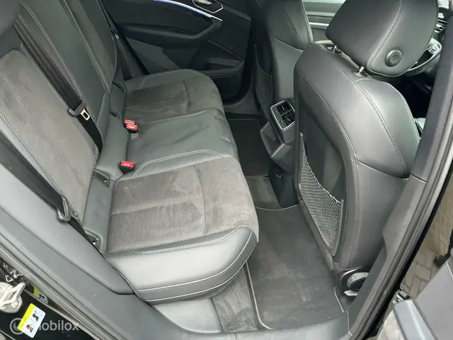 Audi e-tron 55 quattro S edition 95 kWh 2021 Elektrisch 16