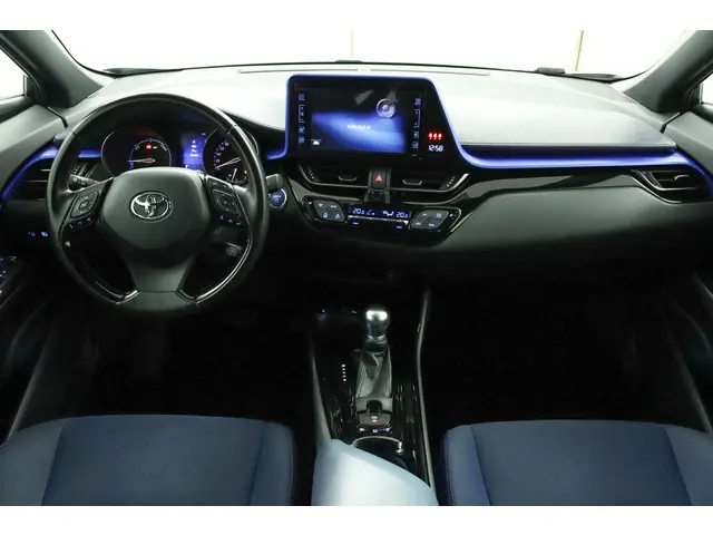 Toyota C-HR 1.8 Hybrid Bi-Tone 2017 Hybride Benzine 4
