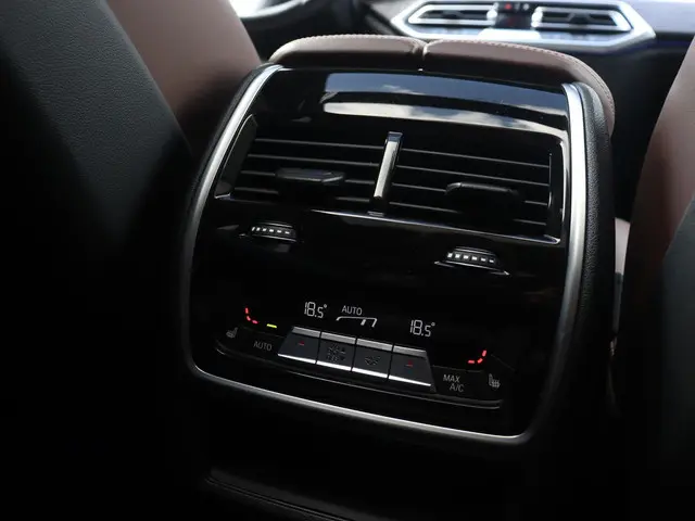 BMW X5 xDrive45e 2022 Hybride Benzine 39