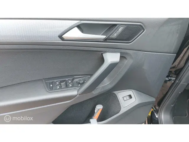 Volkswagen Tiguan 1.5 TSI Life Business 2021 Benzine 17