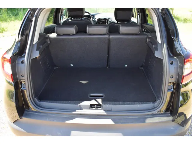 Renault Captur 1.3 TCe Intens 2018 Benzine 16