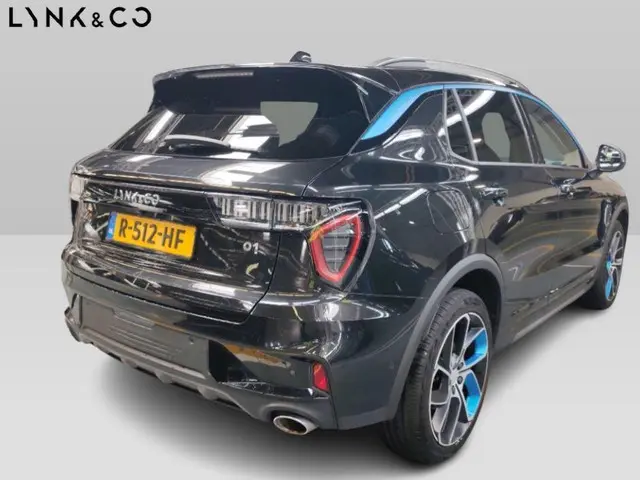 Lynk & Co 01 2