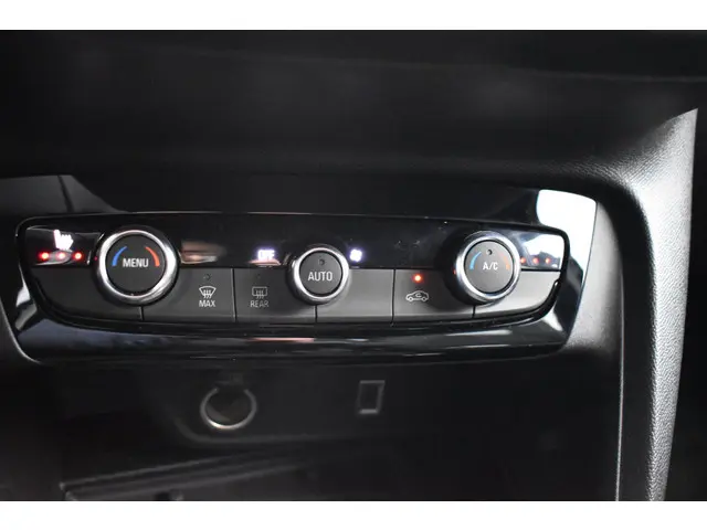 Opel Corsa 1.2 Turbo GS 2025 Benzine 23