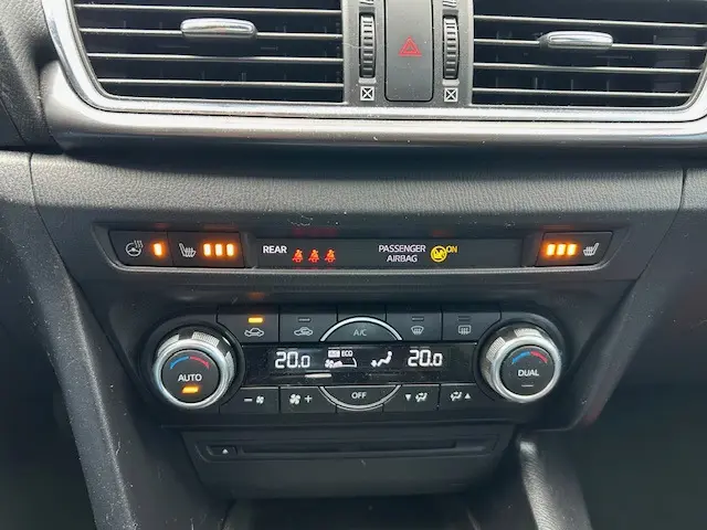 Mazda 3 2.0 SkyActiv-G 120 GT-M 2017 Benzine 9