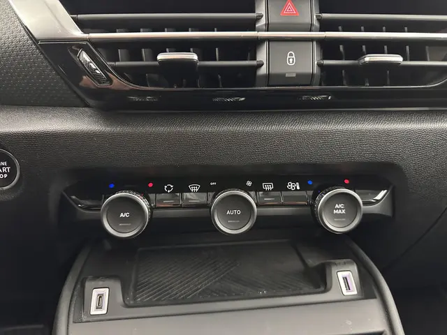 Citroën ë-C4 Shine 50 kWh [ 3-Fase ] 2021 Elektrisch 18