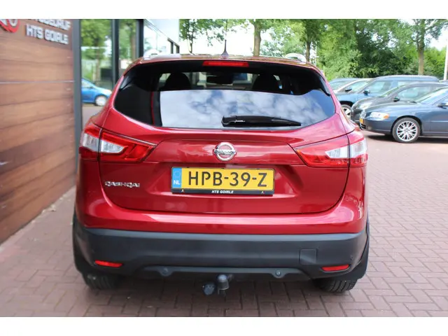 Nissan QASHQAI 1.2 Connect Edition 2015 Benzine 10