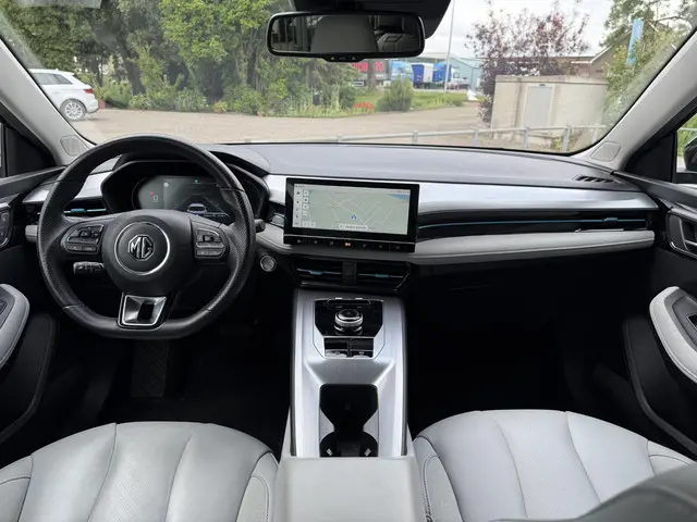 MG MG5 Electric Aut. Range Plus Luxury 2022 Elektrisch 19