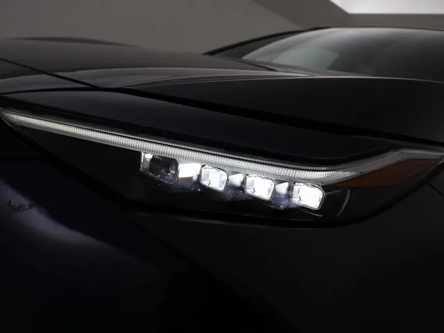 Toyota bZ4X DYNAMIC 71 kWh + TREKHAAK 2023 Elektrisch 27