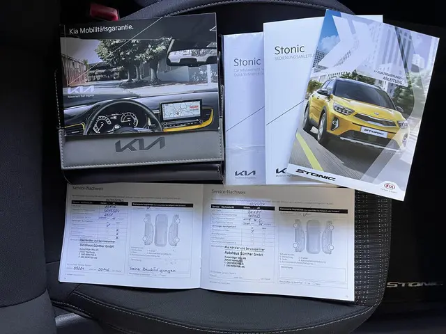 Kia Stonic 1.0 T-GDi DynamicPlusLine 2022 Benzine 21