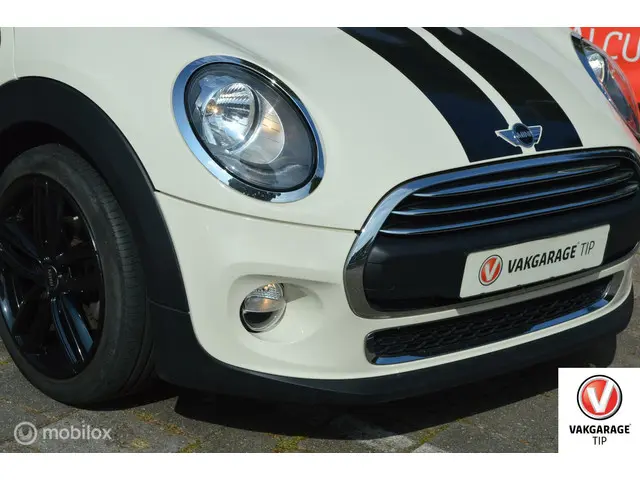 MINI One 3