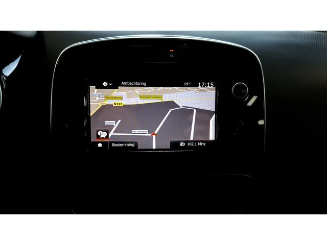 Renault Clio Estate 1.2 TCe Limited 2018 Benzine 12