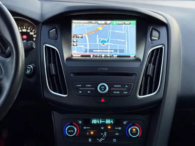 Ford Focus Wagon 1.0 Titanium 2016 Benzine 18