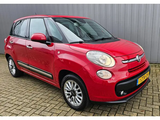 Fiat 500L 0.9 Lounge 105Pk Pano, 48.000km!!!! NAP !! 2015 Benzine 4