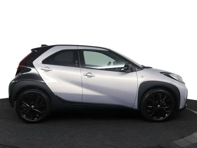Toyota Aygo X 1.0 VVT-i MT JBL 2025 Benzine 12